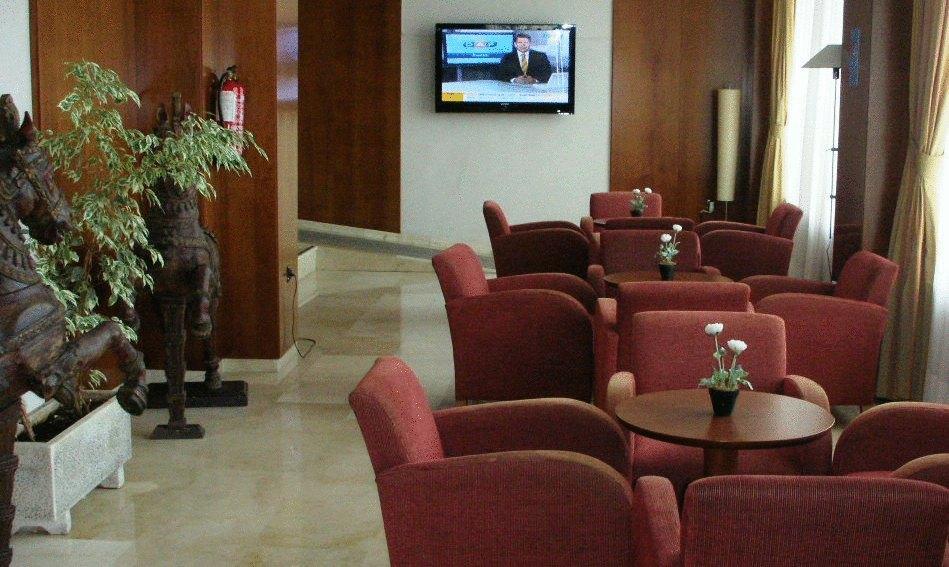 Nh Jardines Del Turia Hotel Burjassot Ngoại thất bức ảnh